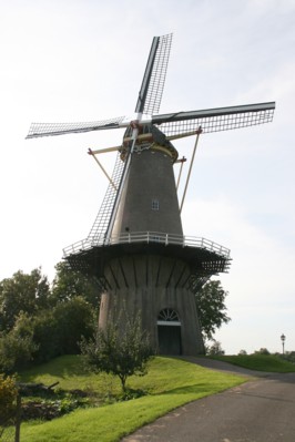 De 
Molen.