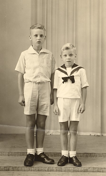 Hans en Cor, 1944.